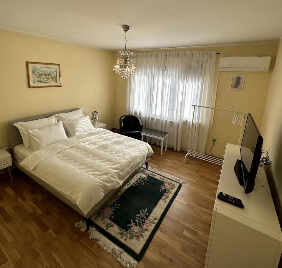 B Home Apartment For Rent Sarajevo Exterior photo